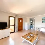 B-rent Casa Angela Pool View *