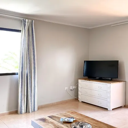 B-rent Casa Angela Pool View 코라레호