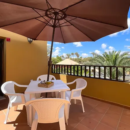 B-rent Casa Angela Pool View