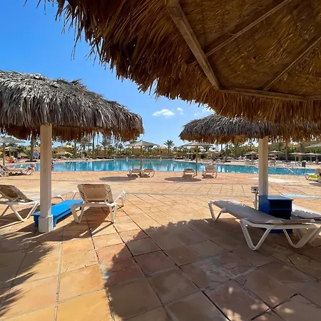 B-rent Casa Angela Pool View * 코라레호
