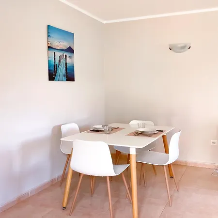 B-rent Casa Angela Pool View Κοραλέχο