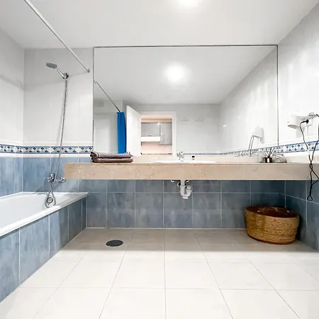 B-rent Casa Angela Pool View Κοραλέχο