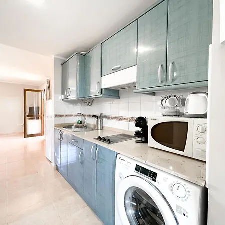 B-rent Casa Angela Pool View *