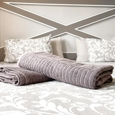 B-rent Casa Angela Pool View Διαμέρισμα *