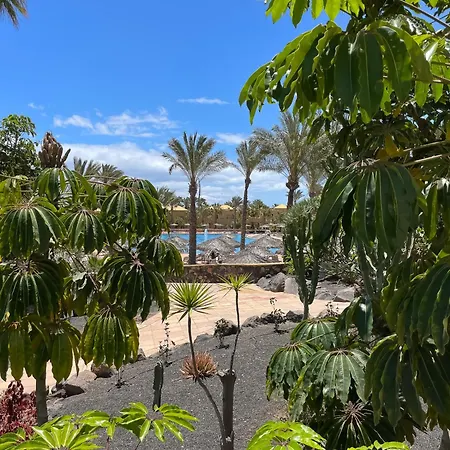 B-rent Casa Angela Pool View Κοραλέχο