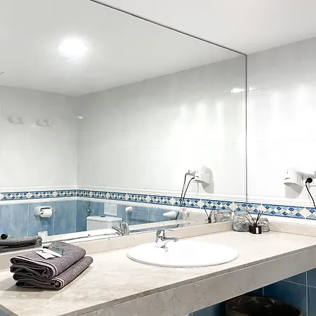 B-rent Casa Angela Pool View * Κοραλέχο