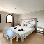 B-rent Casa Angela Pool View * Corralejo